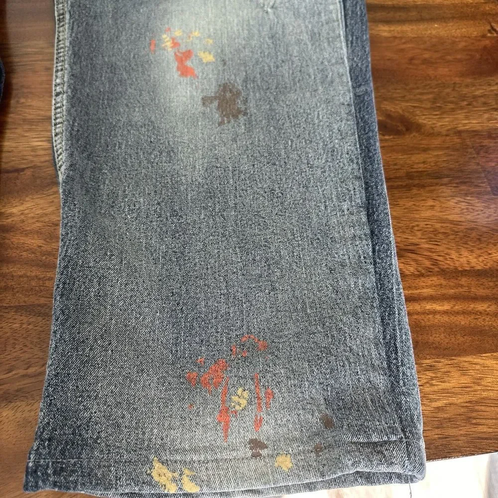 South Pole Jeans with Paint, Rip and‎ Fading Effects Measures 46x30 Hemmed